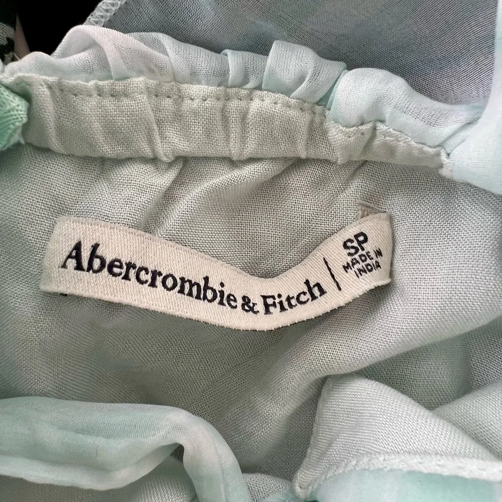 Abercrombie & Fitch flowy dress